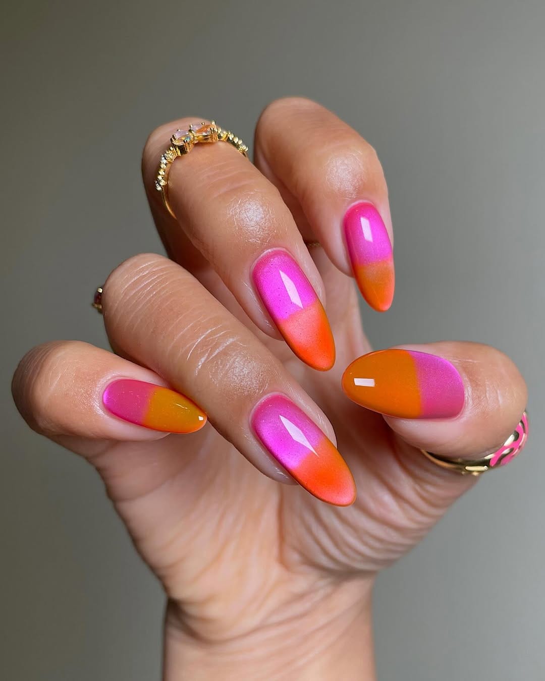 Medium Oval Neon Pink Orange Split Design Medium Oval Neon Pink Orange Split Design — Neon Oval Nails 2027
