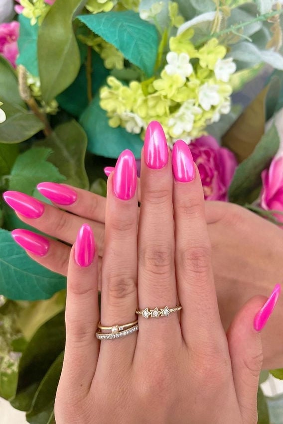 Neon Pink Metallic Chrome Long Almond Nails Neon Pink Metallic Chrome Long Almond Nails — Neon Pink Nails 2027