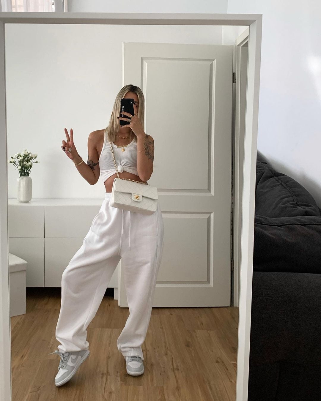 Gray and White Dunks with Oversized Sweatpants Gray and White Dunks with Oversized Sweatpants — Nike Dunk Outfits 2027
