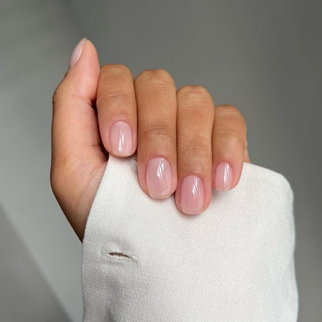 Sheer Nude Pink Glossy Short Squoval Nails with Black Lines Sheer Nude Pink Glossy Short Squoval Nails with Black Lines — Nude Nails 2027 for Short Nail Beds