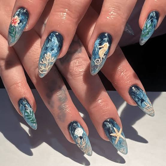 Long Stiletto With Hand-Painted Marine Life Art Long Stiletto With Hand-Painted Marine Life Art — Ocean Nails 2027