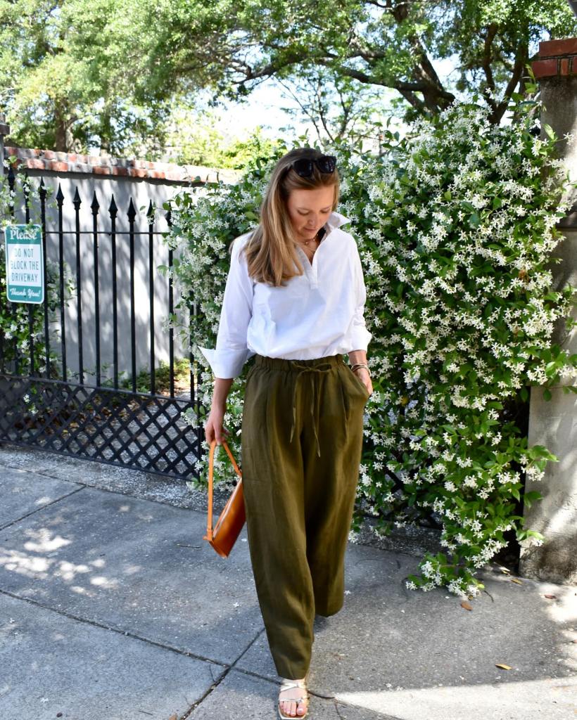 Olive Green Linen Pants Casual Daytime, Gold Flat Sandals Olive Green Linen Pants Casual Daytime, Gold Flat Sandals — Olive Green Wide Leg Pants Outfits 2027