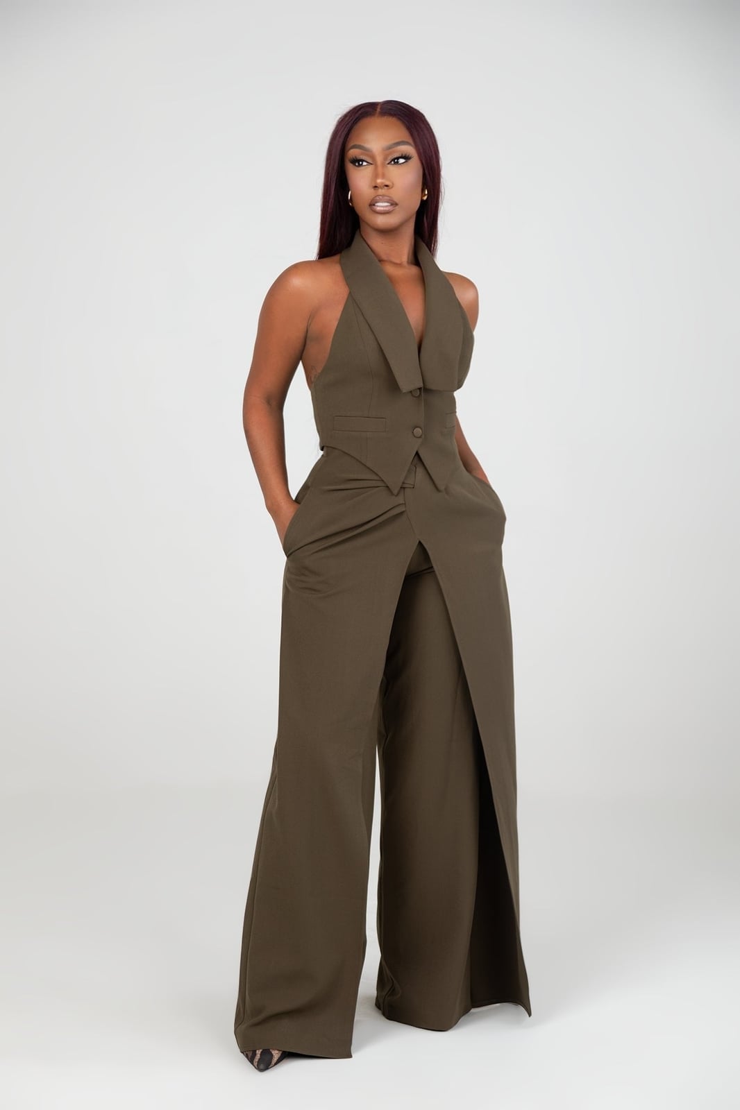Olive Green Suit Halter Vest Smart Casual, Leopard Print Pointed Heels Olive Green Suit Halter Vest Smart Casual, Leopard Print Pointed Heels — Olive Green Wide Leg Pants Outfits 2027