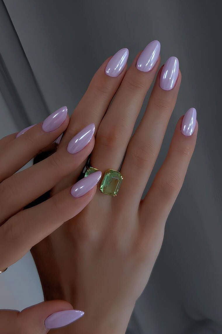 Pale Lilac Base Iridescent Chrome Micro French Tips Pale Lilac Base Iridescent Chrome Micro French Tips — Pastel Chrome Nails 2027