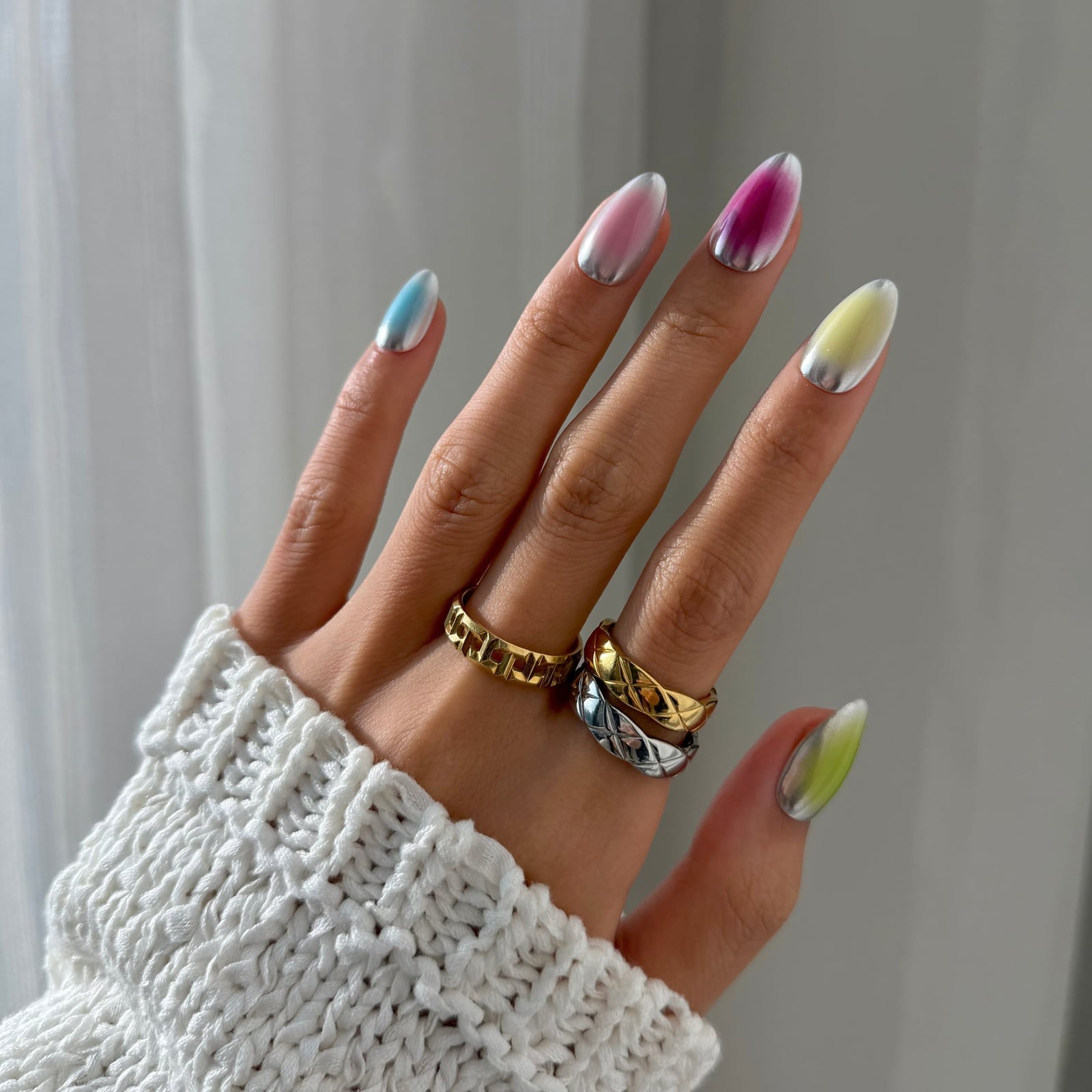 Multi-Color Block Chrome Oval Nails Multi-Color Block Chrome Oval Nails — Pastel Chrome Nails 2027