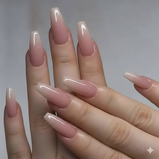Seamless Peach to White Ombre Coffin Nails Seamless Peach to White Ombre Coffin Nails — Peach Coffin Nails 2027