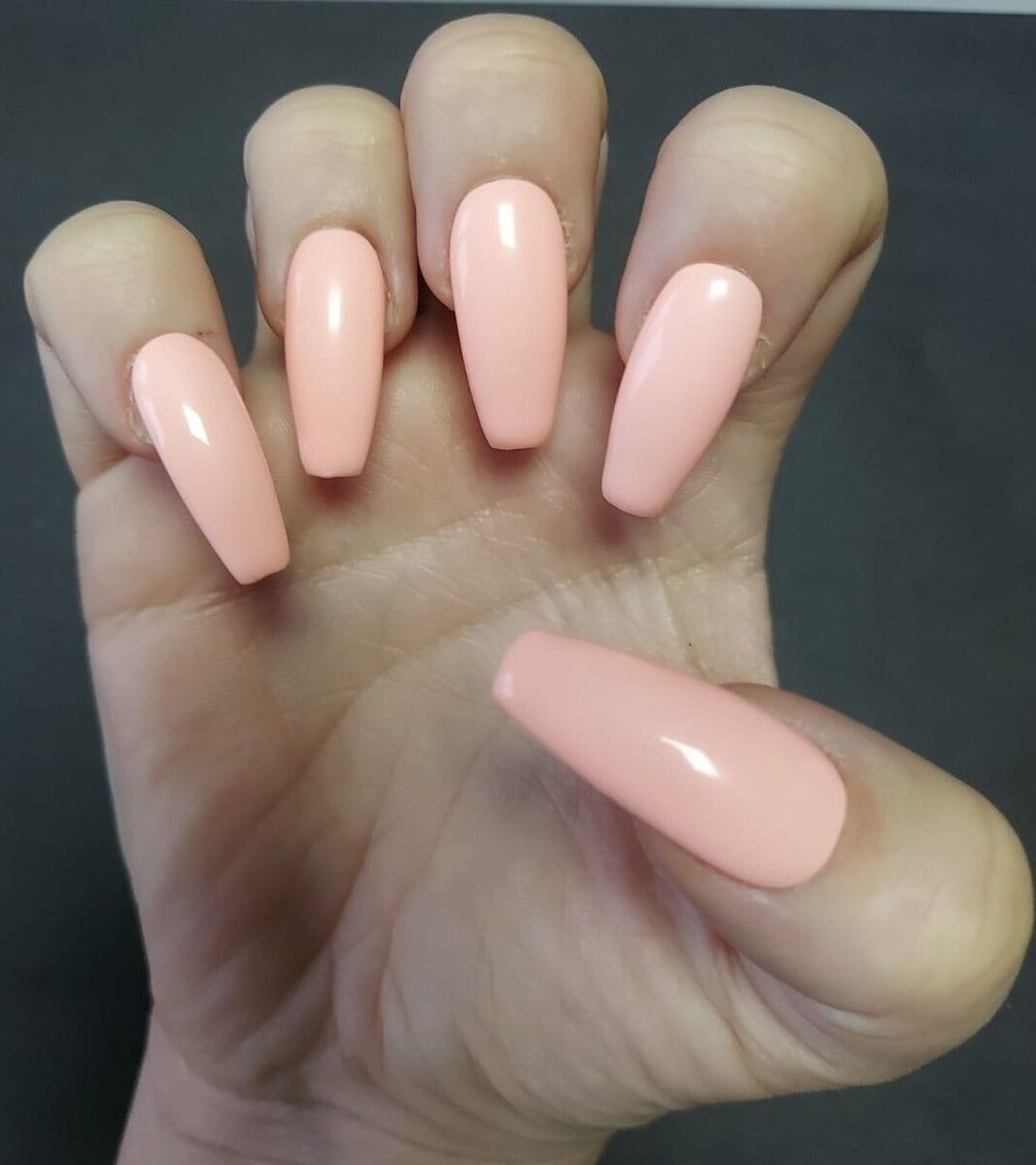 Soft Light Peach Glossy Coffin Nails Soft Light Peach Glossy Coffin Nails — Peach Coffin Nails 2027