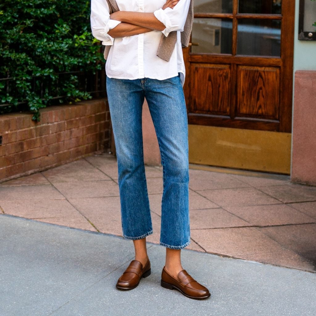 Brown Leather Loafers With Knit Vest And Cropped Jeans Brown Leather Loafers With Knit Vest And Cropped Jeans — Penny Loafers Outfits 2027