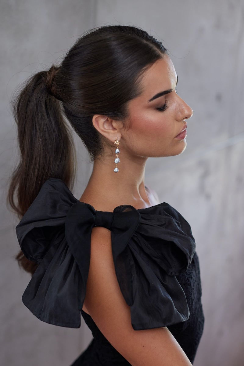 Warm Blonde Ponytail Scattered Pearls — Ponytail Bridal Shower Hairstyles 2027
