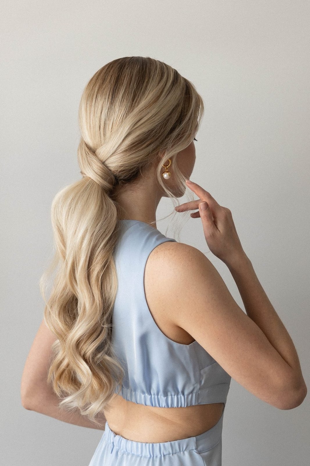 Ash Blonde Mid-Back Ponytail With Braided Accent Ash Blonde Mid-Back Ponytail With Braided Accent — Ponytail Hairstyles 2027 for Fine Hair