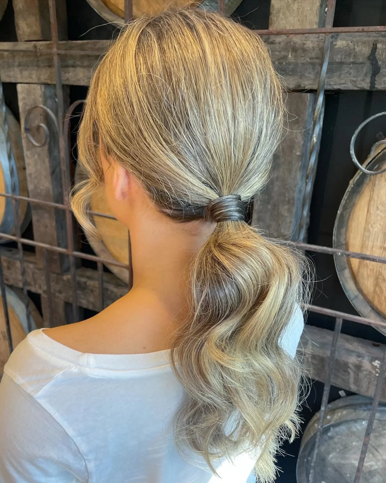 High Blonde Ponytail With Wavy Texture High Blonde Ponytail With Wavy Texture — Ponytail Hairstyles 2027 for Fine Hair