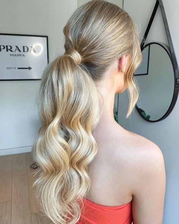 Ash Blonde Ponytail With Loose Waves Ash Blonde Ponytail With Loose Waves — Ponytail Hairstyles 2027 for Long Hair