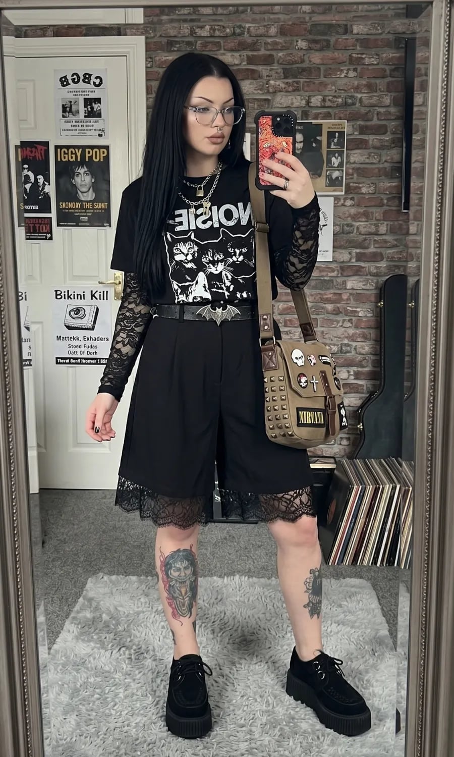 Graphic T-shirt with Lace Trim Shorts, Black Platform Creeper Shoes Graphic T-shirt with Lace Trim Shorts, Black Platform Creeper Shoes — Pop Concert Outfits 2027