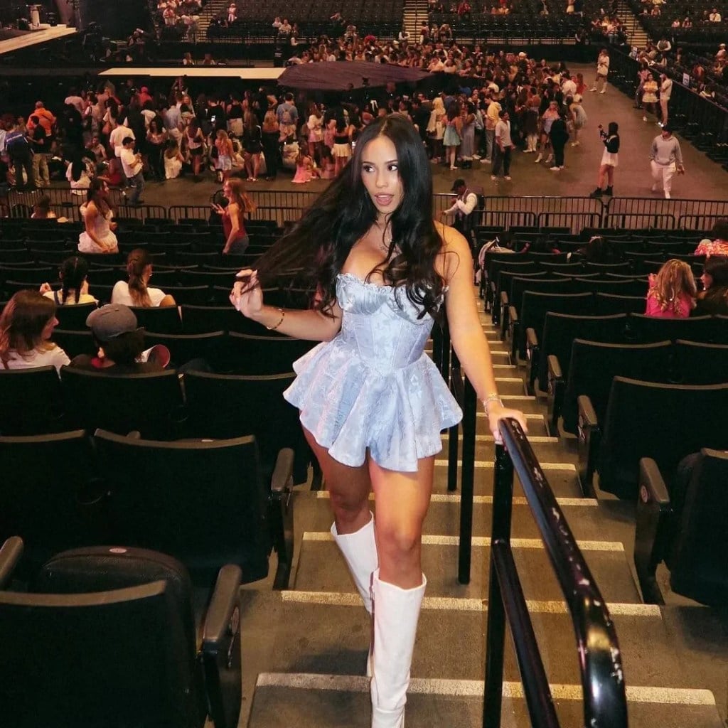Light Blue Corset Top and Flared Skirt Set, White Knee-High Boots Light Blue Corset Top and Flared Skirt Set, White Knee-High Boots — Pop Concert Outfits 2027