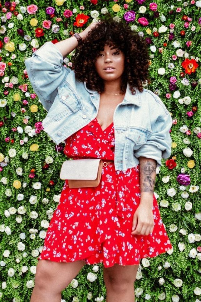 Floral Mini Dress with Oversized Denim Jacket, Gold Fanny Pack Floral Mini Dress with Oversized Denim Jacket, Gold Fanny Pack — Pop Concert Outfits 2027