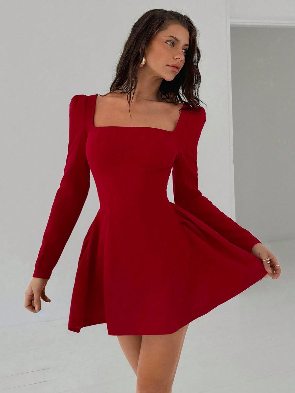 Textured red mini dress with puffy sleeves Textured red mini dress with puffy sleeves — Red New Years Eve Outfits 2027