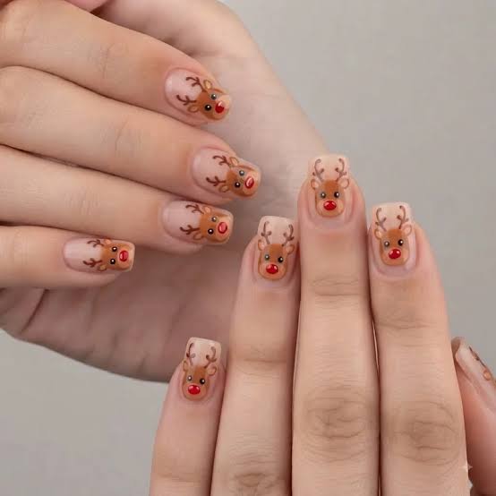 Short Square Beige Reindeer Face Nails, Glossy Short Square Beige Reindeer Face Nails, Glossy — Reindeer Nails 2026