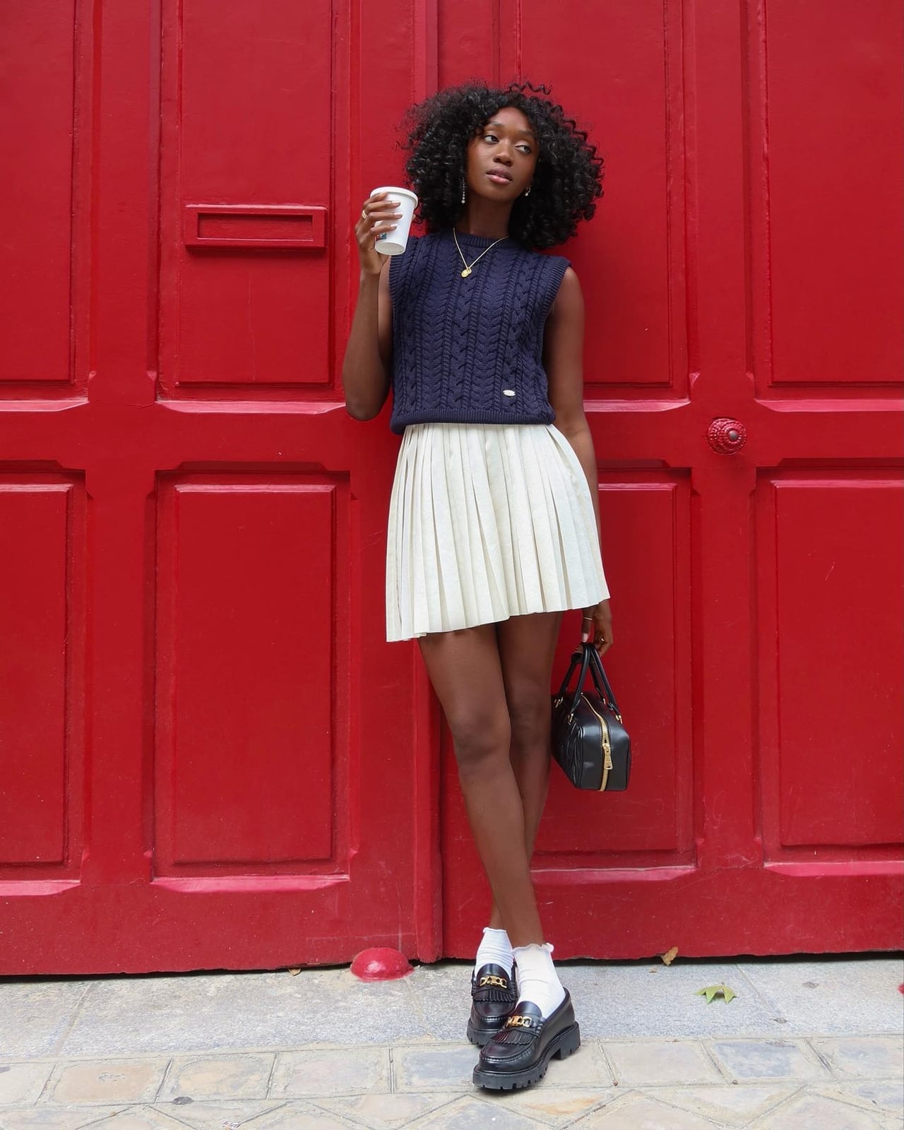 Preppy sweater vest and pleated skirt with ruffled socks Preppy sweater vest and pleated skirt with ruffled socks — Ruffle Socks Outfits 2027