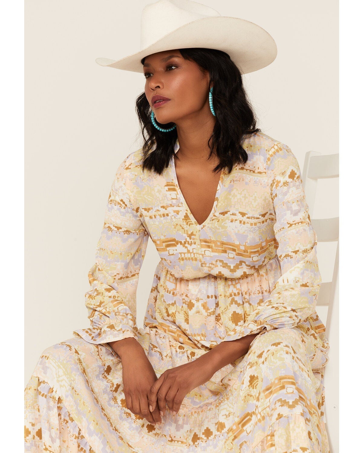 Cream long-sleeve tiered maxi dress with paisley print Cream long-sleeve tiered maxi dress with paisley print — Rustic Wedding Guest Dress 2027
