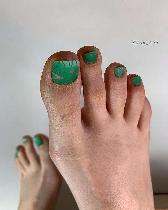 White With Green Leaf Motif Accent Toenails White With Green Leaf Motif Accent Toenails — Sage Green Toe Nails 2027