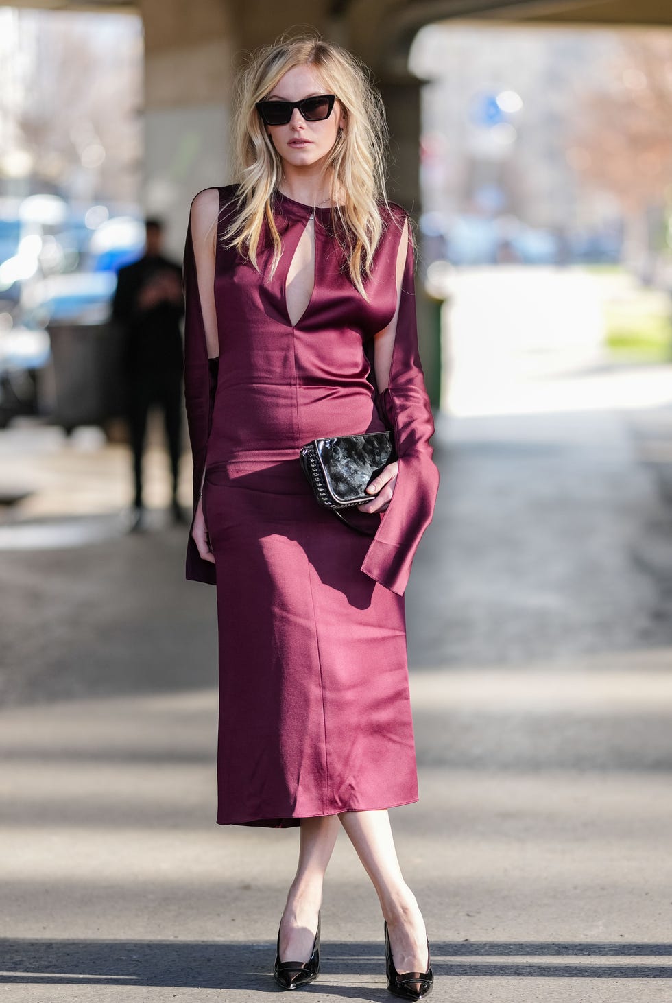 Deep plum satin midi dress with keyhole and cut-out shoulders Deep plum satin midi dress with keyhole and cut-out shoulders — Semi Formal Dress 2027 for School Dance