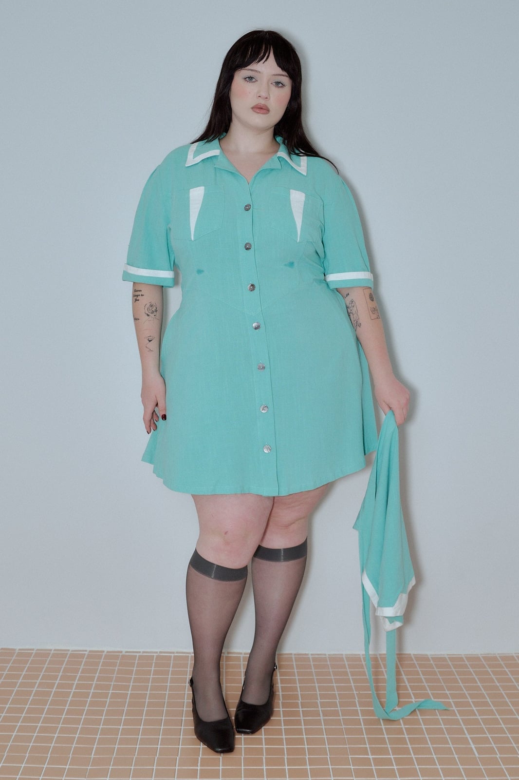 Teal Button-Up Dress With White Trim Teal Button-Up Dress With White Trim — Server Outfits 2027