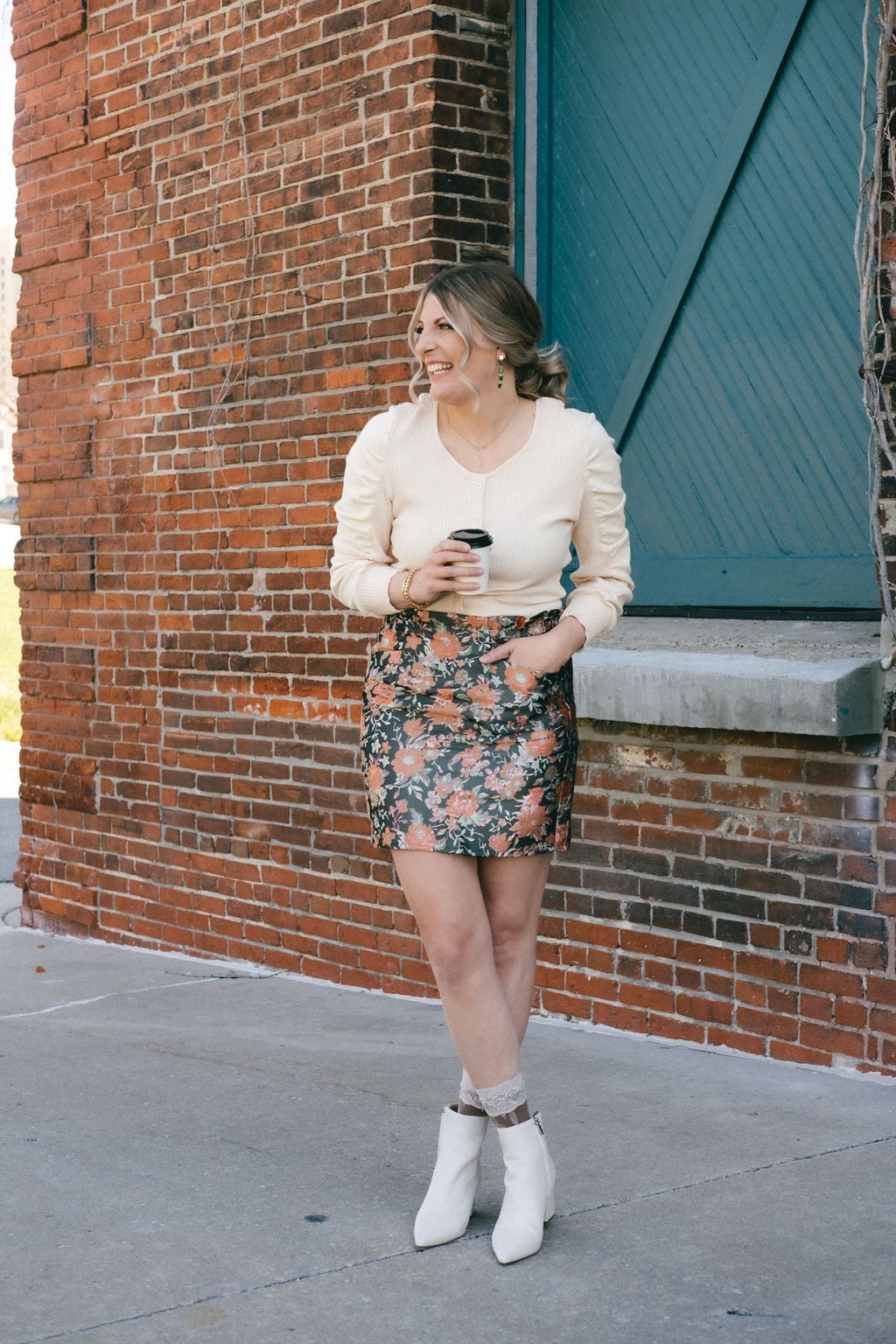 Floral mini skirt with sheer ankle socks and ankle boots Floral mini skirt with sheer ankle socks and ankle boots — Sheer Socks Outfits 2027