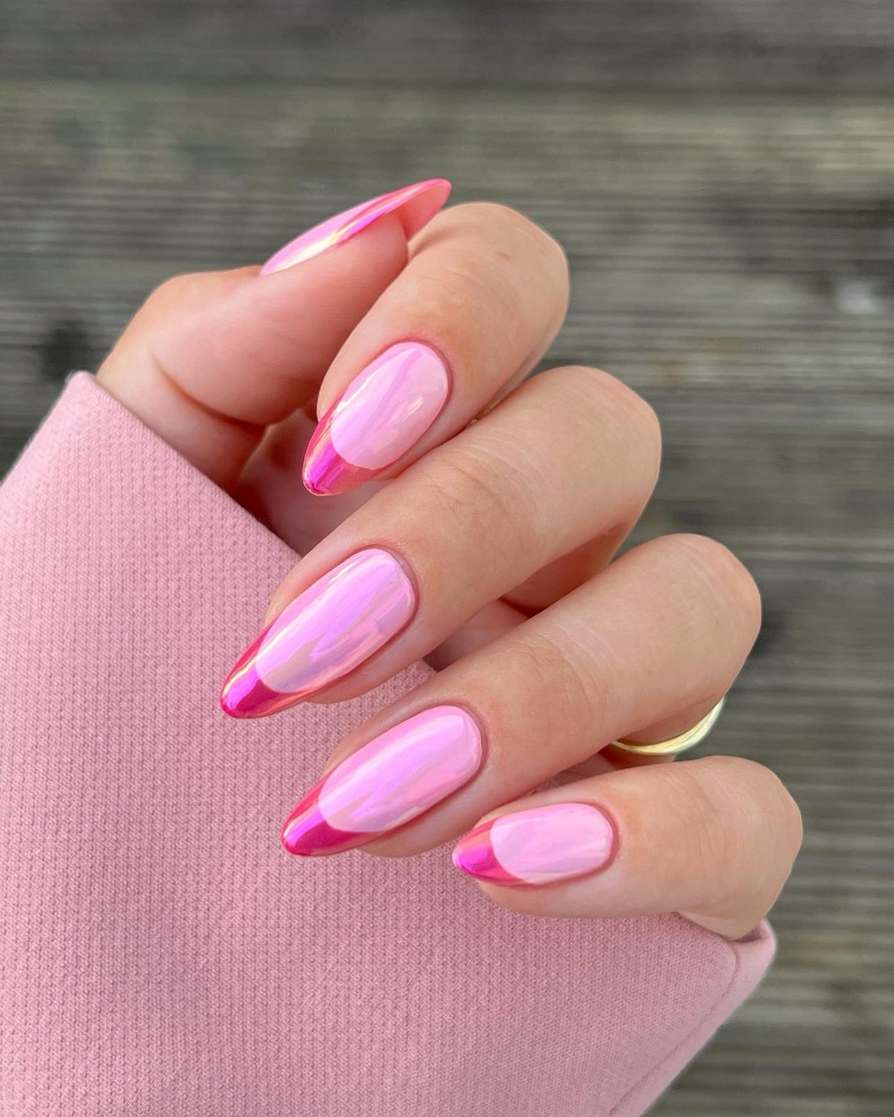 Hot Pink Chrome French Tip Short Almond Nails Hot Pink Chrome French Tip Short Almond Nails — Short Barbie Nails 2027