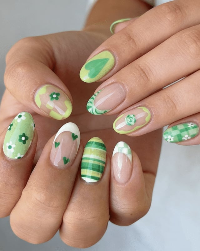 Short Oval Nails With Playful Green Hearts Short Oval Nails With Playful Green Hearts — Short Heart Oval Nails 2027
