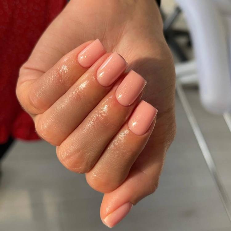 Soft Opaque Peach Glossy Short Square Nails Soft Opaque Peach Glossy Short Square Nails — Short Peach Nails 2027