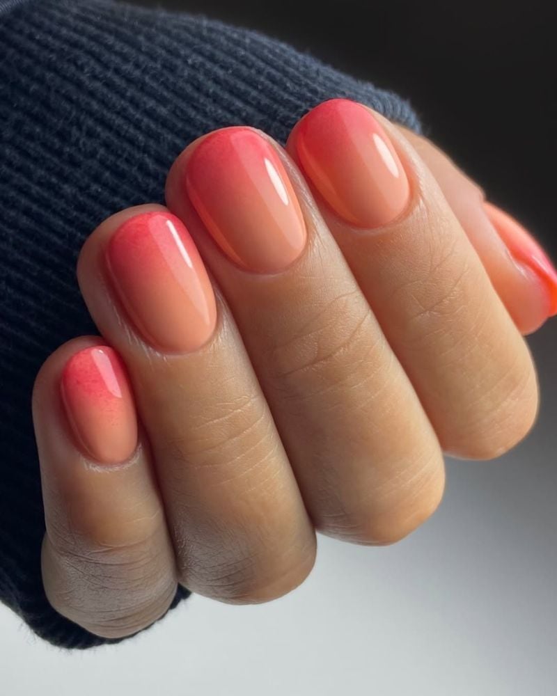 Vibrant Peach to Pink Ombre Short Oval Nails Vibrant Peach to Pink Ombre Short Oval Nails — Short Peach Nails 2027