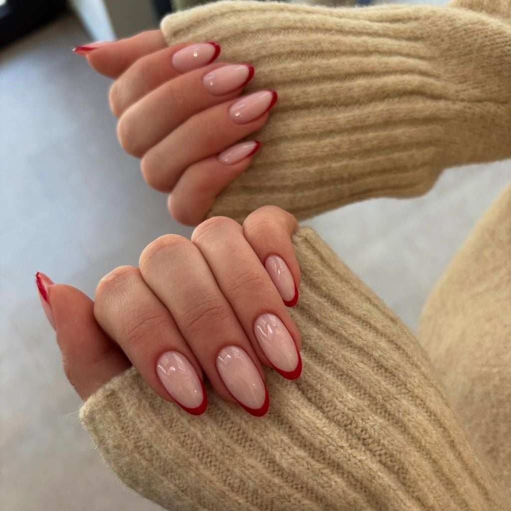 Medium Almond Classic Red French Tips, Glossy Medium Almond Classic Red French Tips, Glossy — Short Red French Tip Nails 2027
