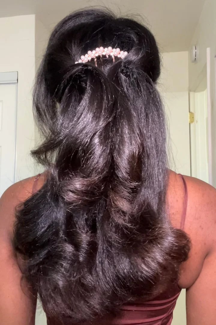 Collarbone Layers With Wispy Bangs Collarbone Layers With Wispy Bangs — Silk Press 2027
