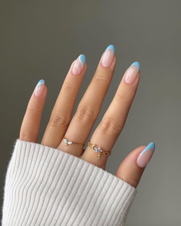 Long Stiletto Nails With Airbrushed Gradients And Butterflies Long Stiletto Nails With Airbrushed Gradients And Butterflies — Sky Blue Nails 2027