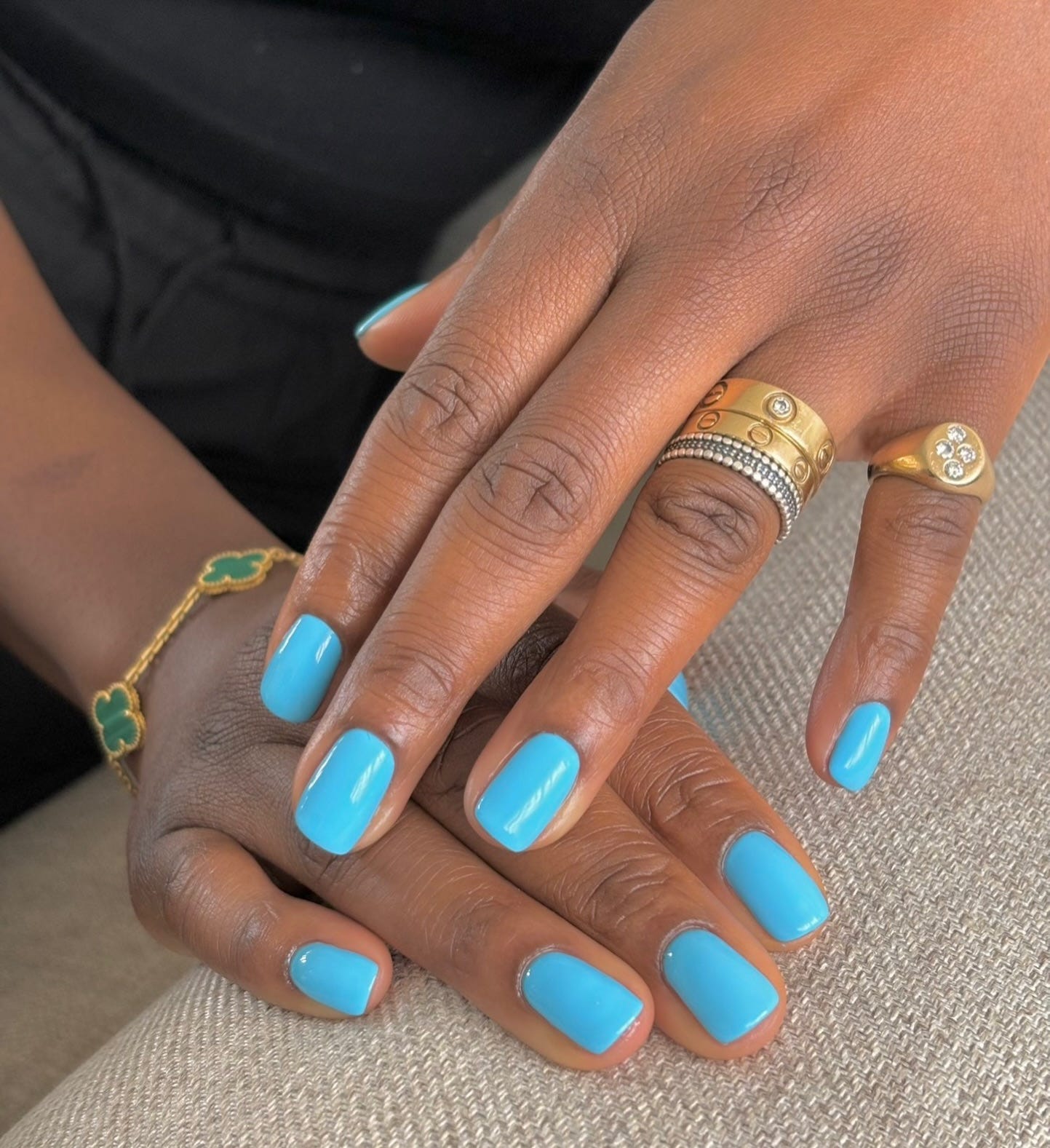 Medium Almond With Sky Blue French Tips And Wavy Line Medium Almond With Sky Blue French Tips And Wavy Line — Sky Blue Nails 2027