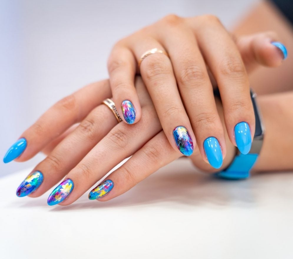 Uniform Glossy Light Sky Blue Short Oval Nails Uniform Glossy Light Sky Blue Short Oval Nails — Sky Blue Nails 2027