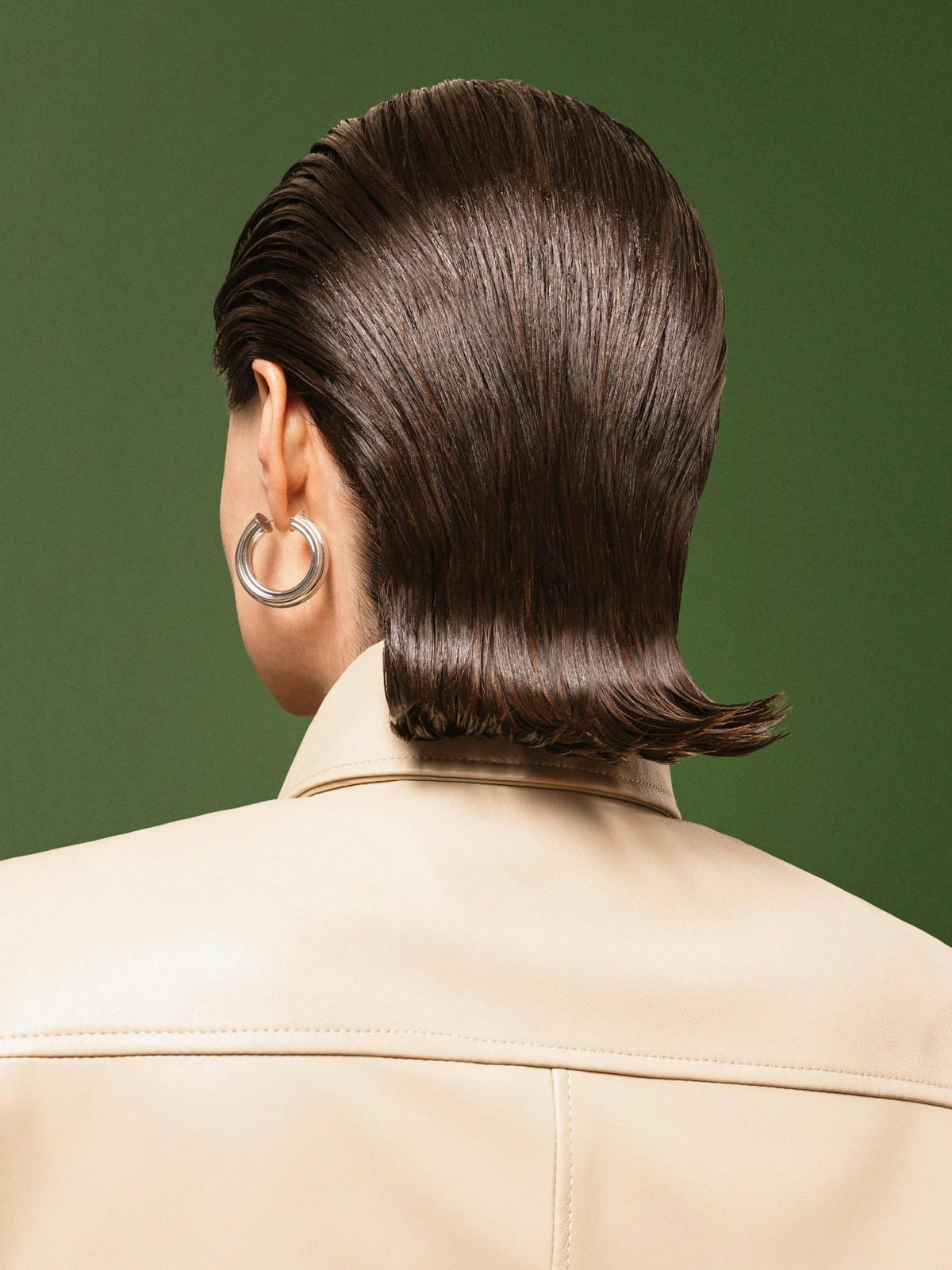 Dark Brown Mullet Slicked Back Wet Look, Collarbone Dark Brown Mullet Slicked Back Wet Look, Collarbone — Slick Back Hairstyles 2027