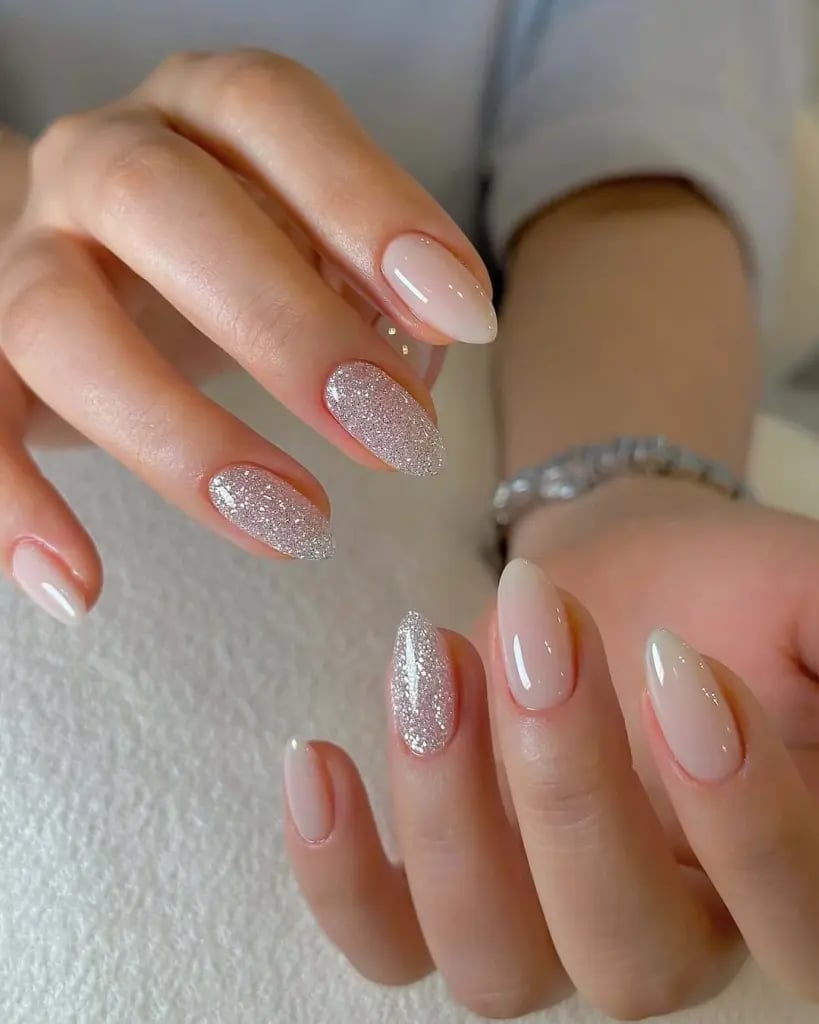 Medium Almond Pale Pink Silver Glitter Medium Almond Pale Pink Silver Glitter — Sparkly New Years Nails 2027