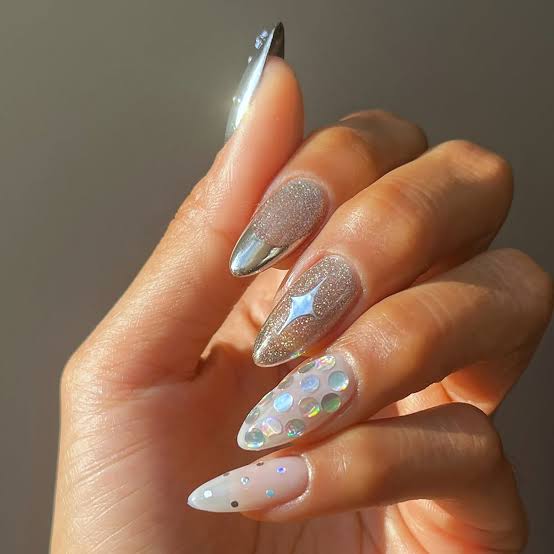 Long Stiletto Chrome Glitter Iridescent Nails Long Stiletto Chrome Glitter Iridescent Nails — Sparkly New Years Nails 2027