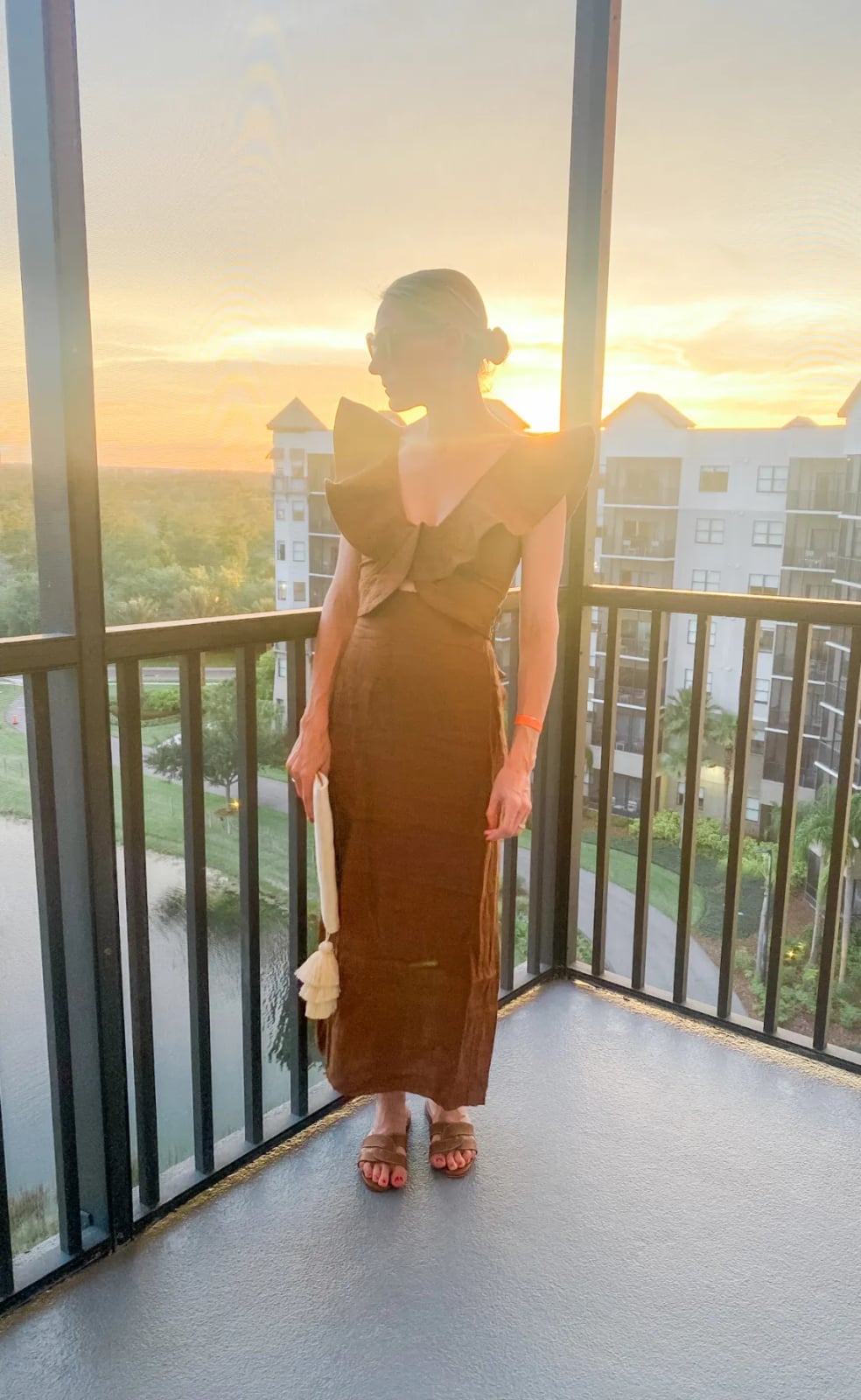 Brown ruffled shoulder midi dress for resort evenings Brown ruffled shoulder midi dress for resort evenings — Spring Break Night Outfits 2027