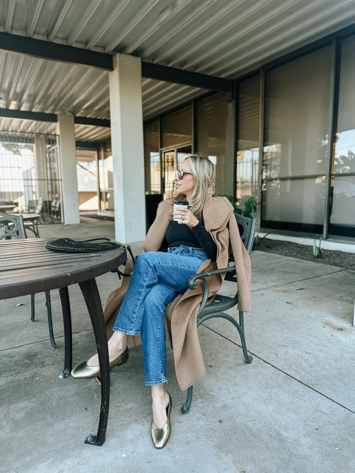 Gold metallic ballet flats with straight-leg jeans and camel coat Gold metallic ballet flats with straight-leg jeans and camel coat — Spring Outfits 2027 with Ballet Flats