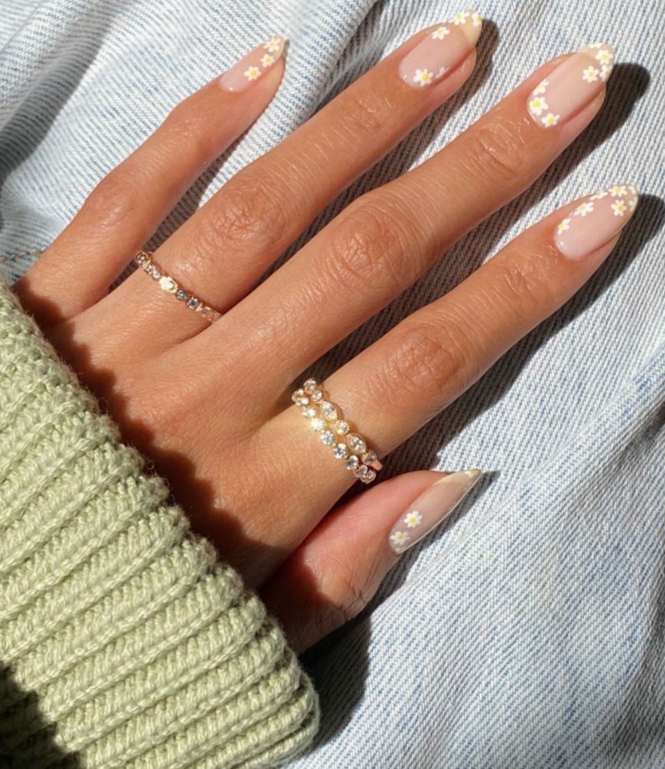 Square Daisy French Wedding Nails Square Daisy French Wedding Nails — Summer Wedding Nails 2027