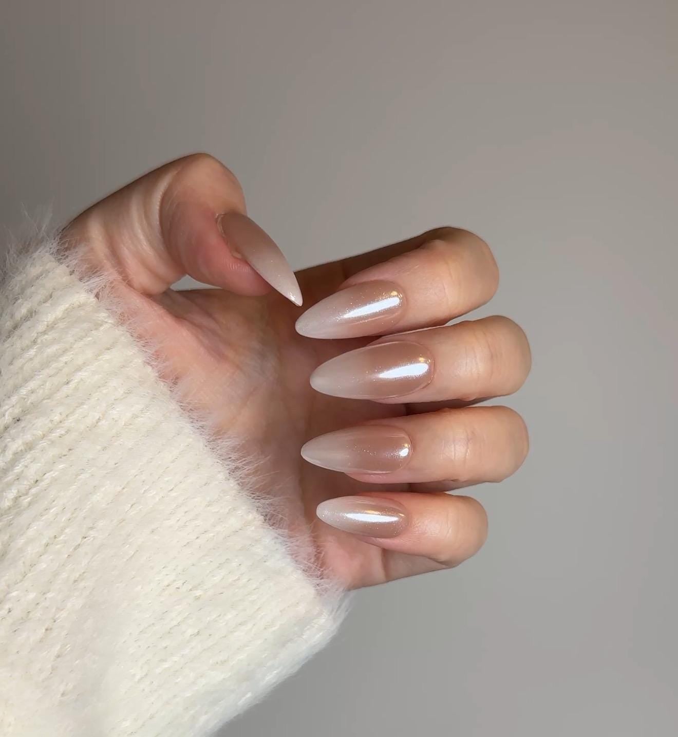 Medium Almond Shimmer Gradient with Silver Studs Medium Almond Shimmer Gradient with Silver Studs — Taupe Nails 2027