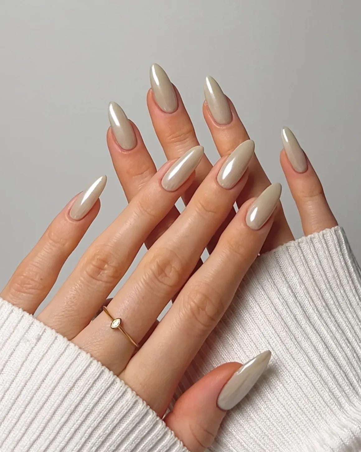 Long Almond Pearlescent Shimmer Taupe Nails Long Almond Pearlescent Shimmer Taupe Nails — Taupe Nails 2027