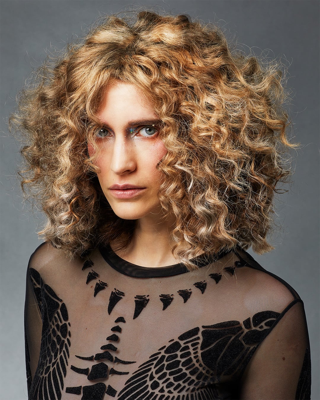 Collarbone Blonde Curls With Honey Highlights Collarbone Blonde Curls With Honey Highlights — Tight Curls 2027