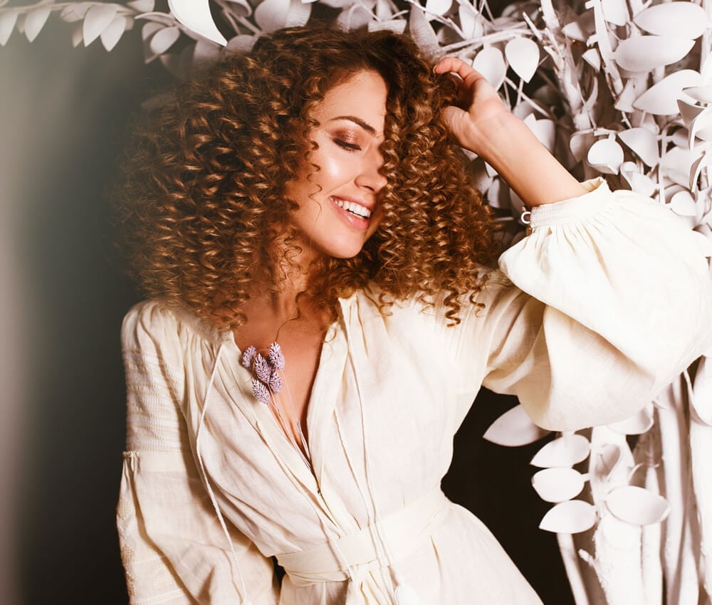 Mid-Back Warm Brown Glossy Defined Curls Mid-Back Warm Brown Glossy Defined Curls — Tight Curls 2027