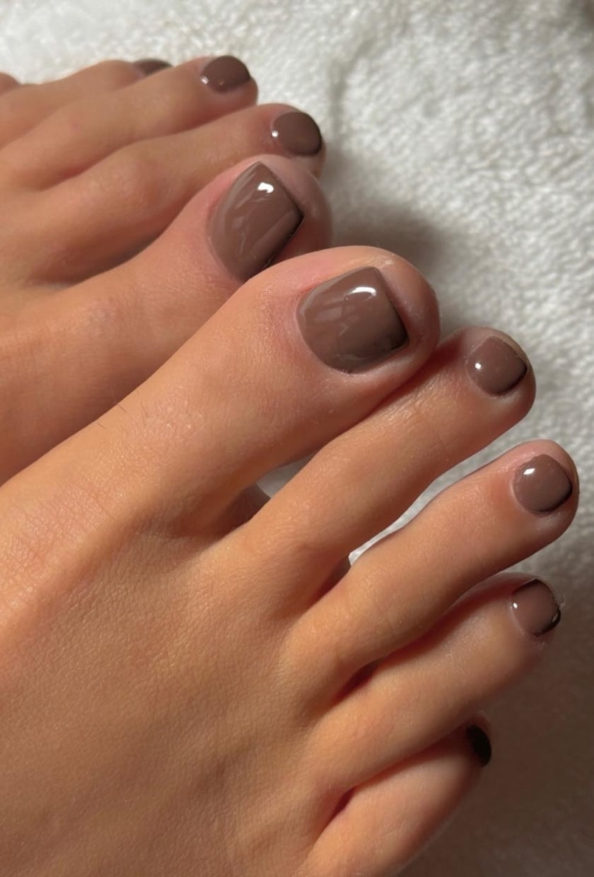 Medium Brown Glossy Soft Square Toes — Toe Nails 2027 for Pale Skin