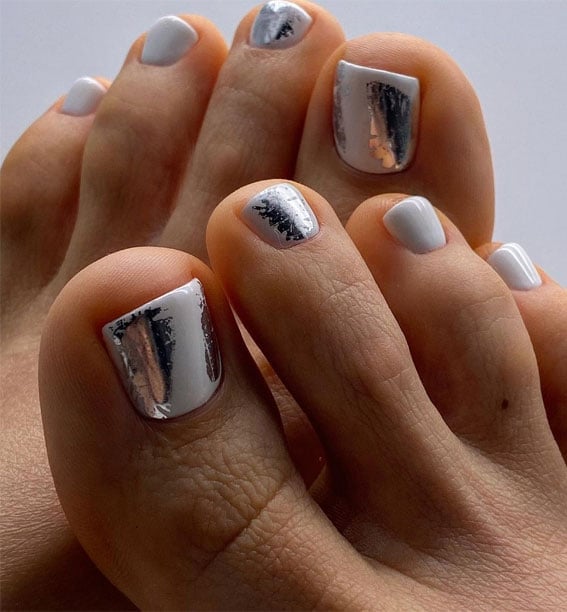 White Silver Metallic Foil Short Square Toes — Toe Nails 2027 for Pale Skin