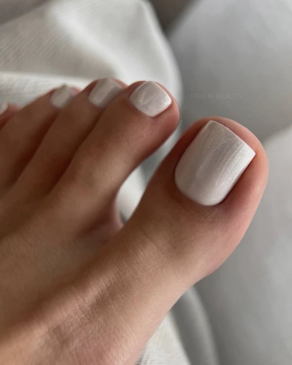 Opaque White Glossy Short Square Toes, Everyday Version — Toe Nails 2027 for Pale Skin