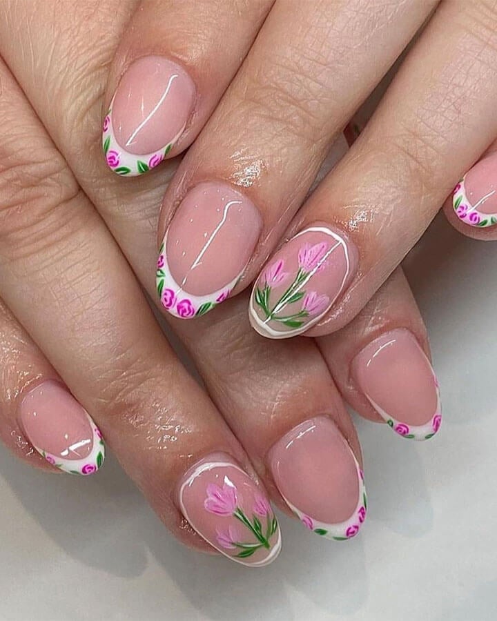 Short Oval French Tulip Border Nails Short Oval French Tulip Border Nails — Tulip Flower Nails 2027